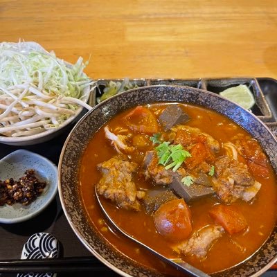 Y2IWtwaWRzZU6Rm's profile picture. 