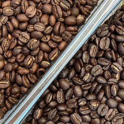 ys0k's profile picture. 多趣味人。平日は某メーカーの中堅技術者。休日は育児の傍ら焙煎と自転車で遊んでいます。