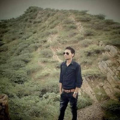 VINODKUMAR92631's profile picture. 