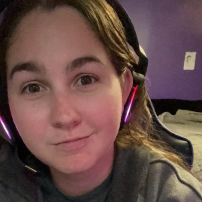 30 🌈| Gamer and single mom 🎮 | Kick streamer https://t.co/Ajhv63wT6Q | I would love to join a group to be a content creator!