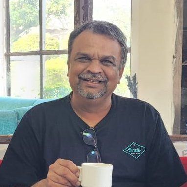 Gujarat Ratna gaurav Awardee - May 2022
International Ayurveda Doctor, Teacher,
Motivational Speaker and
Exporter of ayurveda/ herbal products
