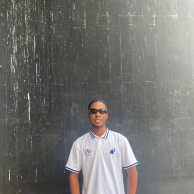 001TIMI001's profile picture. Believer of Christ,stundent ,upcoming actor (watch out na money i need 😭😭)