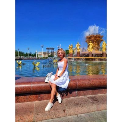 Looking for chat buddies who enjoy deep discussions and reflections.