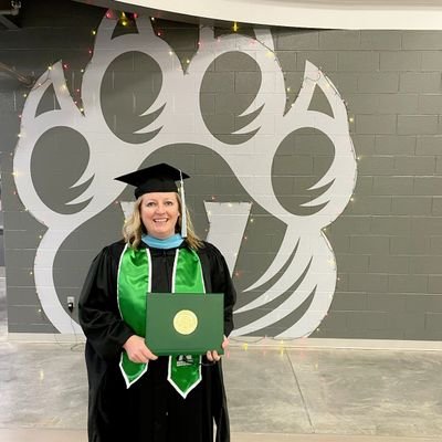 Proud wife & mom to 3 | Educator | MSEd in Reading