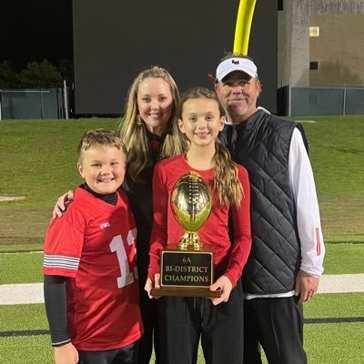 Head Football Coach/Athletic Coordinator of the Lake Highlands Wildcats, Follower of Christ, Husband, Father to Addyson & Connor #SchoolOfChampions