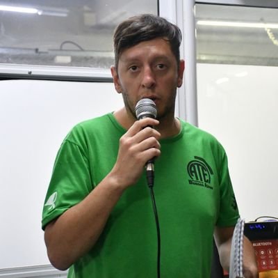 PadreDeMariano-Trabajador-Secretario General Educación DGCyE @Atebuenosaires #LaPlata @UnidadPopularOk