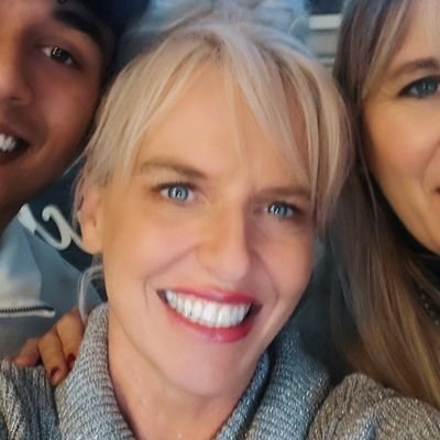 brendablair91's profile picture. Laugher is the key to happiness. And I love to laugh! #interiordesigner
#house developer #IFC homes