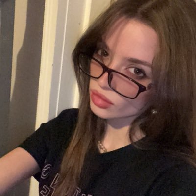 hbarazi9's profile picture. no