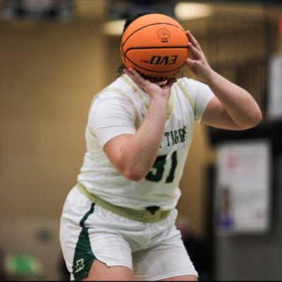 Adairsville 2024 | 4.0 GPA | Basketball #31 (post) | 5’7 | Classically Trained Pianist |  email: darbysmithadams@gmail.com