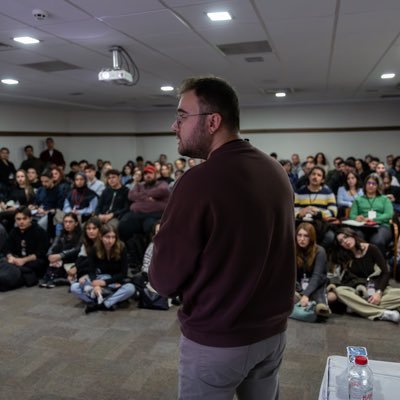 sr data engineer, cloud lover You can support by buying a coffee ☕️ here -- https://t.co/AZUwn9zQpY, community speaker