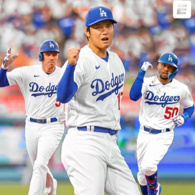 Die hard Dodgers fan!⚾️💙 Dodgers 2020 Champs!💍