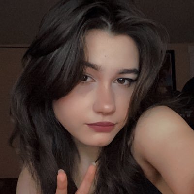 ItsMaybeMadi Profile Picture