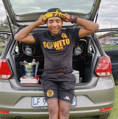 Proudly loyal fan of @kaizerchiefs, I like when you smile😊,but I love it when I'm the reason 🥰❤️!
