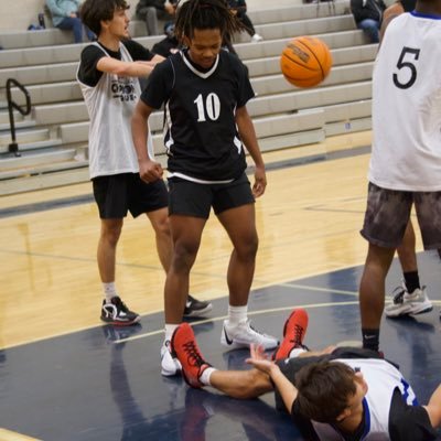 Slam Nv / Class 2026 / 6’1 / 165 / 3.2 Gpa / Pg , Sg .