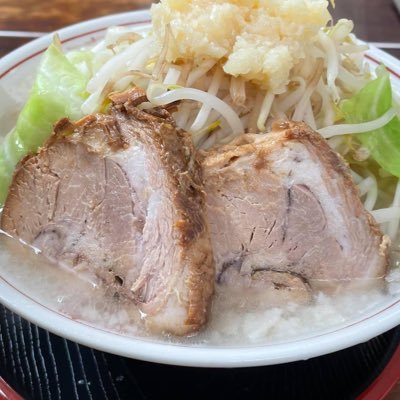 ラーメン🍜カレーライス🍛日本酒🍶ウイスキー🥃が好物