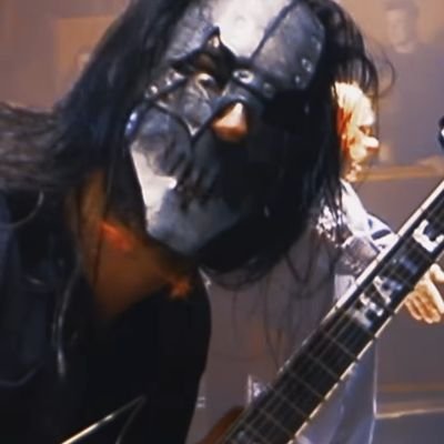 SLIPNYOT's profile picture. 𓃵 | 19 | sktwt (kinda)