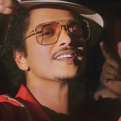 rulliguinha apaixonada pelo @brunomars /

aqui só veremos assunto do Bruno Mars e uns surtos meus, mais nada.