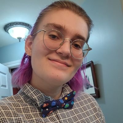 They/them. 22. T1D. Podcast lover. BAHons Canadian Studies and History. Masters student. Bad times are tough but not tougher than me. VA on @south_degrees.