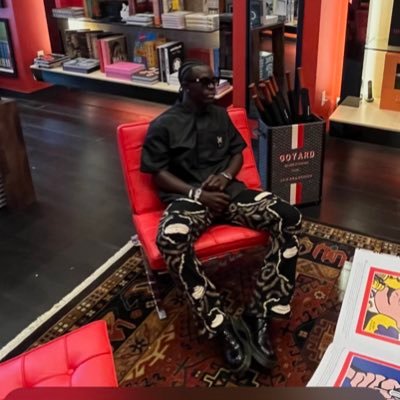 enoch0g's profile picture. 👽🛸⏳