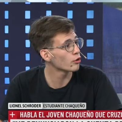 Hijo del Rey.
Defensor de la libertad.
Estudiante. Argentino, CABA/Chaco.