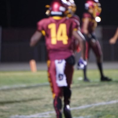 Luke 6:27 C/O227 hight 5.8 wt 160 highland high #14 GPA 4.0/ running back/ linebacker Theycallmemr.ghost@gmail.com football/ track