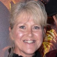 Lady Lisa Gealy (@anaughtypuspuss) 's Twitter Profile