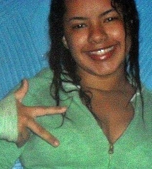 oi meu nome é carol e eu sou feliz *-*