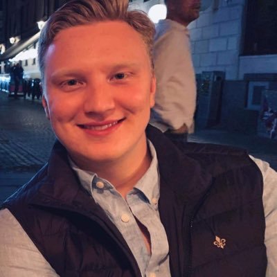 25, jurist och skriver La Liga-rekar hos @Gamblingcabin under ”Junifalk”. Culé.