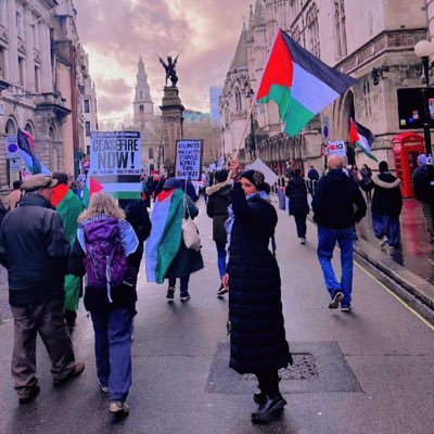 TheJadedQueen's profile picture. Uncivilised ✊🏼