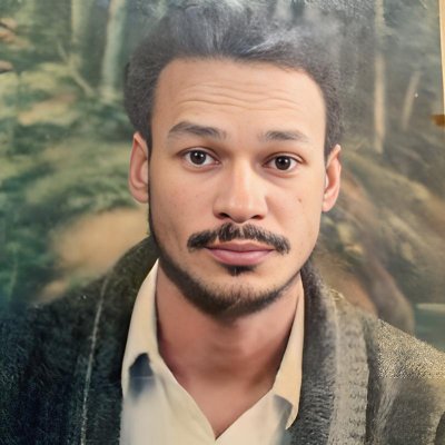 بدرالدين عوض مهتم باسواق الاسهم الخليجية والعربية واكتسب خبرة بالعمل لفترة طويلة في هذا المجال ، يحمل افكار ومفاهيم جديدة في تقييم الاسهم.