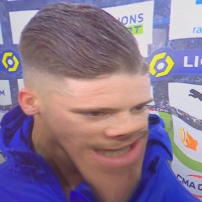 imslyzz's profile picture. 