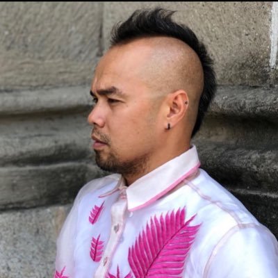 dwighttydwight's profile picture. RC • LRAS • STL • mallrat • offbeat • moment capturer • eclectic music listener • advocate • guncle • pacific islander wannabe • contraddizione vivente