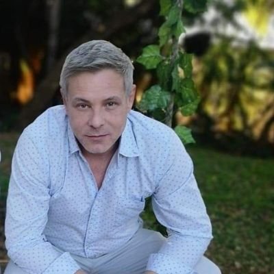 Owner of Maverix Solutions, Maverix Musiek, Co Own of Artist Village, Owner of De Kleine Bambino Boutique.
Music Promoter, Agent, PR and Events Co-ordinator.
