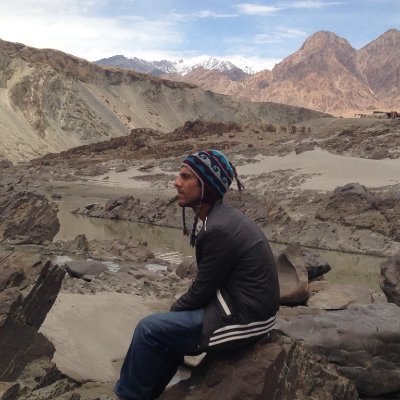 Coffee, Books, Travel, Mimicry, PJs
(desc order of love)
Got https://t.co/Z1u2scRhlW to invest in India