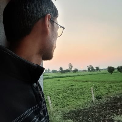 RavindraNagar83's profile picture. शृंग और गर्त के साम्य.....
|a sapling of Malwa nurtured in Chhattisgarh|