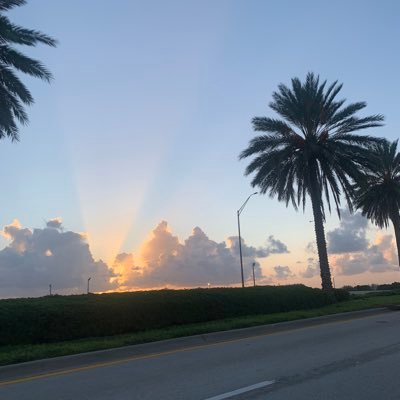 nicki_queen13's profile picture. 