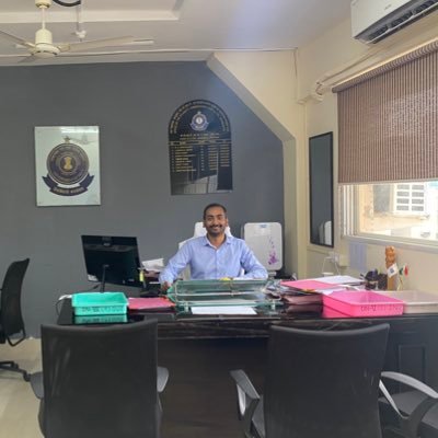 IRS ‘19 🇮🇳 | Customs | CS Grad | IIM | Charpak Scholar 🇲🇫