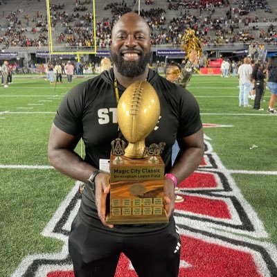 Associate AD of Sports Performance @BamaStateSports, ΩΨΦ 🐶, PhD Student 👨🏿‍🎓 📜📚Host: The Unknown Strength Coaches IG: MaximusTheTrainer, @BamaStateFtbl