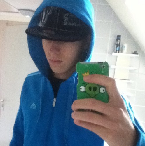 Nielsjongen's profile picture. fuck all the haters, just life day to day, toh, #easy NAMEK