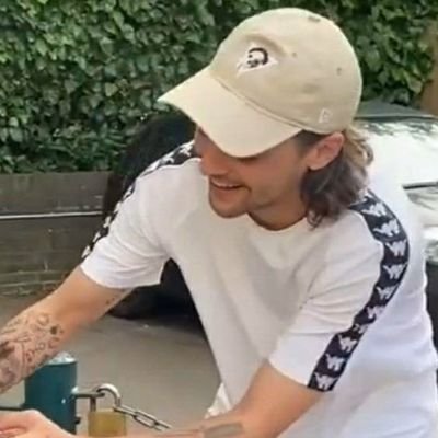 fitfmybeloved's profile picture. le conté a taylor cómo me sentia y escribió tvfn