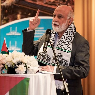 الموتُ نصرٌ إن أتى بشهادةٍ***إنَّ الهزيمة أن تموتَ ذليلا