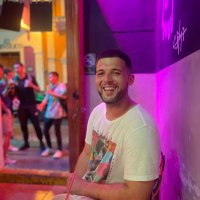 Daniel Ruiz (@danielruizpoet) 's Twitter Profile Photo Daniel Ruiz (@danielruizpoet) 's Twitter Profile Photo