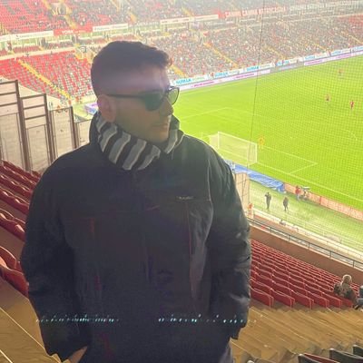 yigitcelik__'s profile picture. 