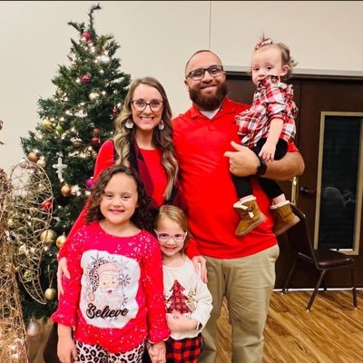 Jesus follower, Husband to Susan, Proud Dad to Chelsea, “Pap” to Harper and Hallie-and Hadlee-Church Planter Pastor and Banker who loves to see changed lives!