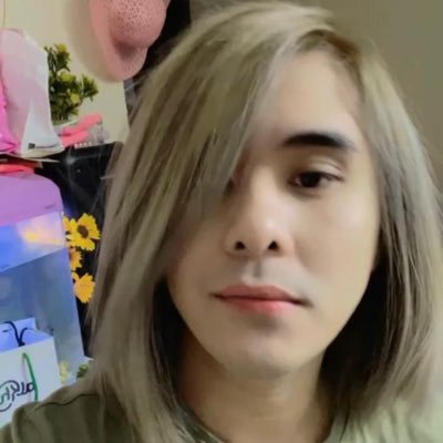 kerh47062864's profile picture. 