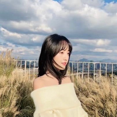 phygoldendays's profile picture. for park haeyoon | https://t.co/0msIawq3fn 🌻 https://t.co/olmrzj2qGv