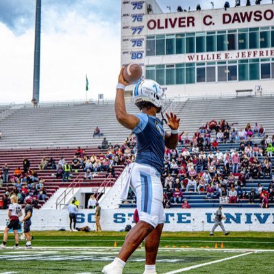 Messiah Jackson | 6’1 210| QB✞ | South Florence HS | Class of 2026 | 4.59 GPA | messiahjackson007@gmail.con