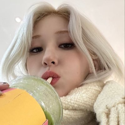 sunbxeam's profile picture. BURN BBC | thinking about somi