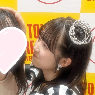 阿部夢梨さんのハーフツインに命を握られています