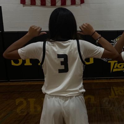 | spring woods high school 25’ | 5’7 | SG/ PG | houston tx |